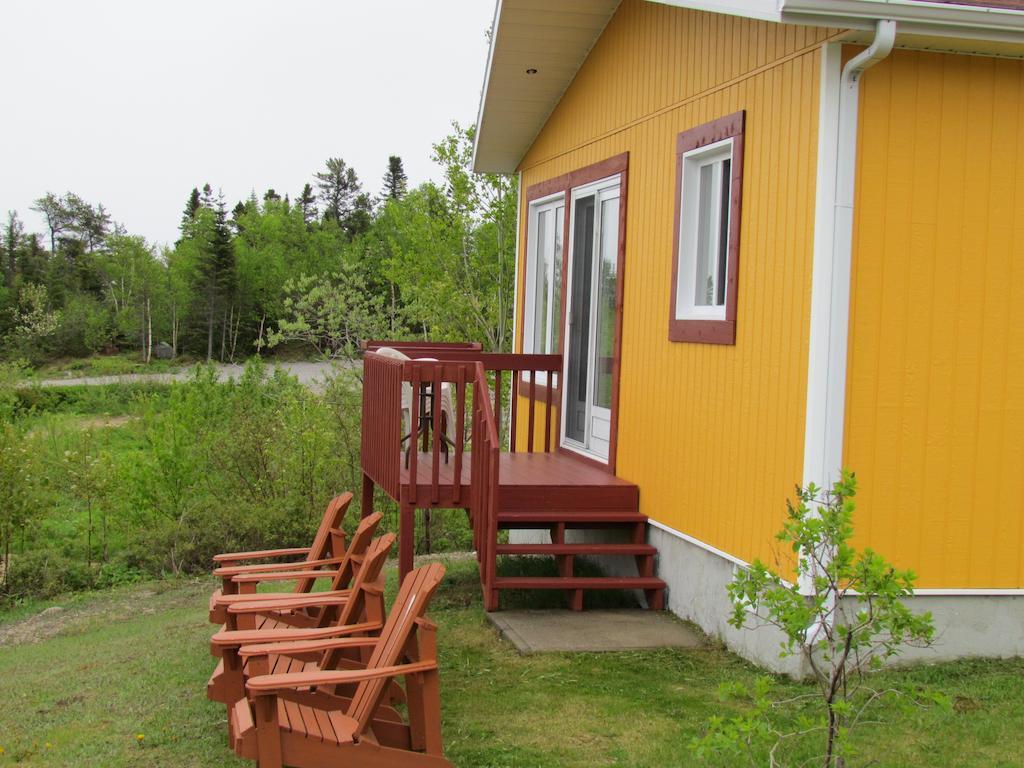 Les Chalets Au Bord De La Mer Les Escoumins Room photo